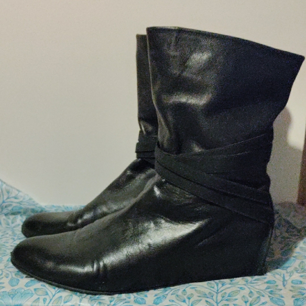 Stuart Weitzman Black Leather Criss Cross Strap Hidden Wedge Boot